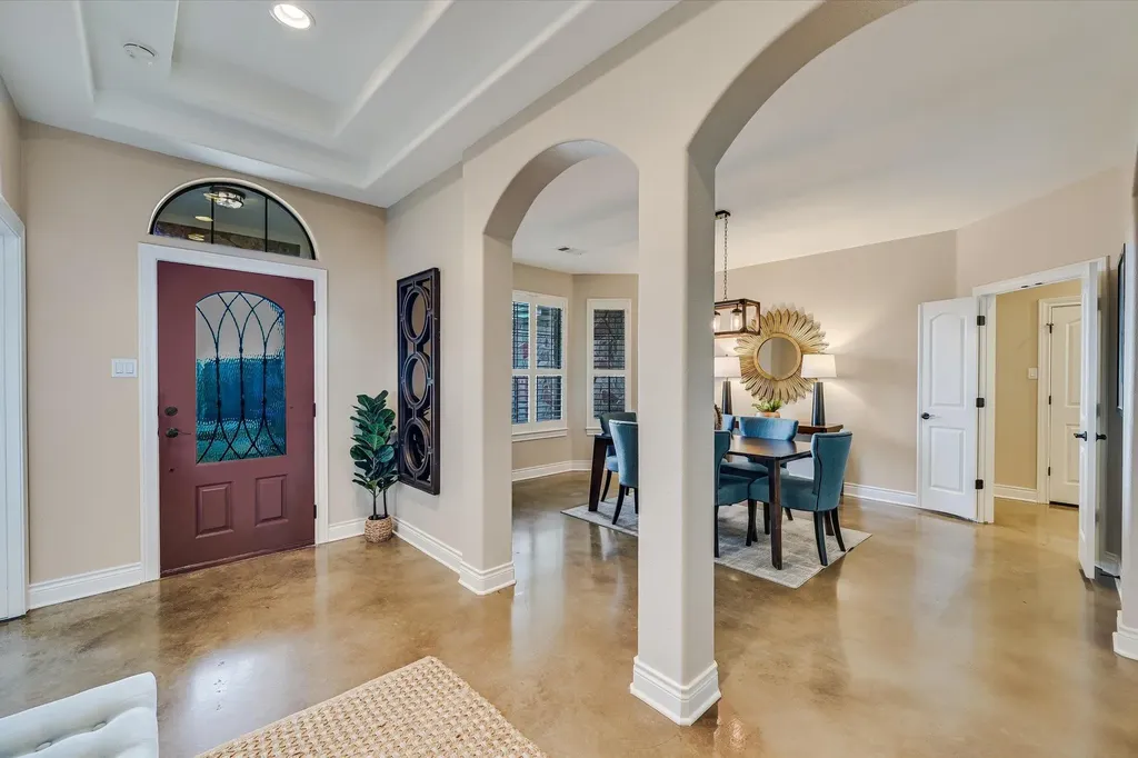 521 Cottonwood Creek Road Dripping Springs TX 78620