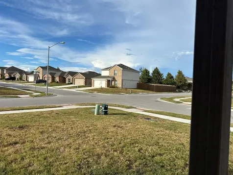 225 Allington Circle Jarrell TX 76537