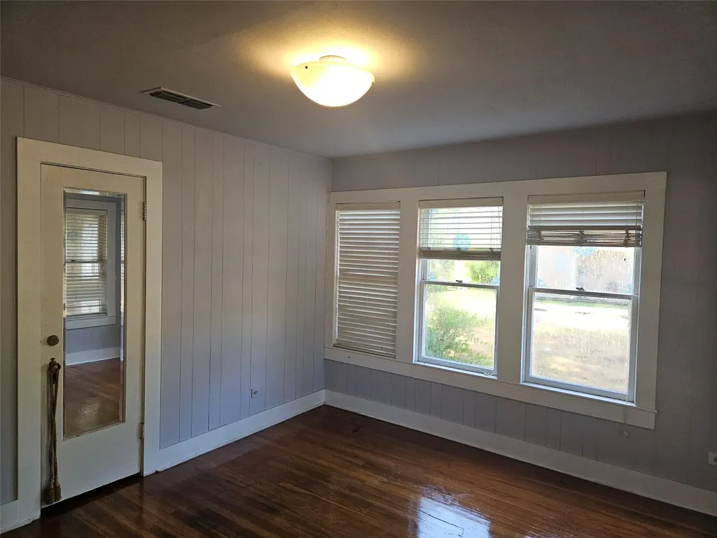 418 Wichita Street Lockhart TX 78644