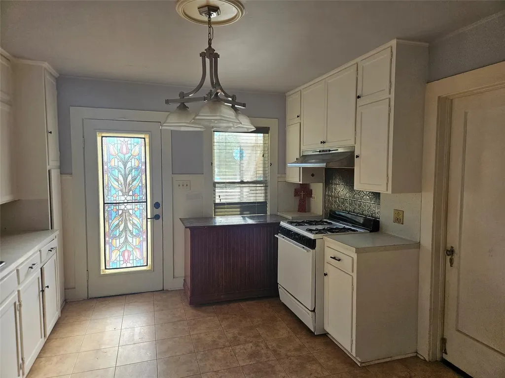 418 Wichita Street Lockhart TX 78644