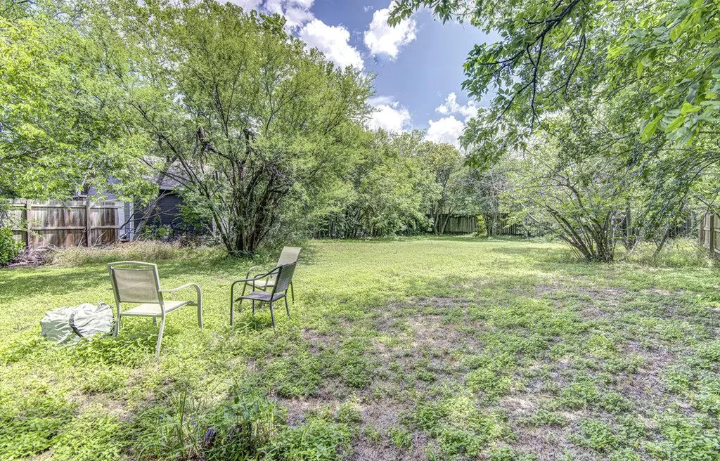 907 Taulbee Lane Austin TX 78757