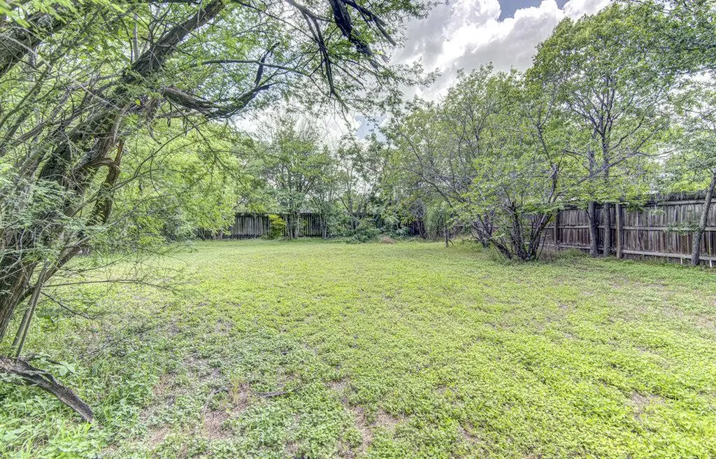 907 Taulbee Lane Austin TX 78757