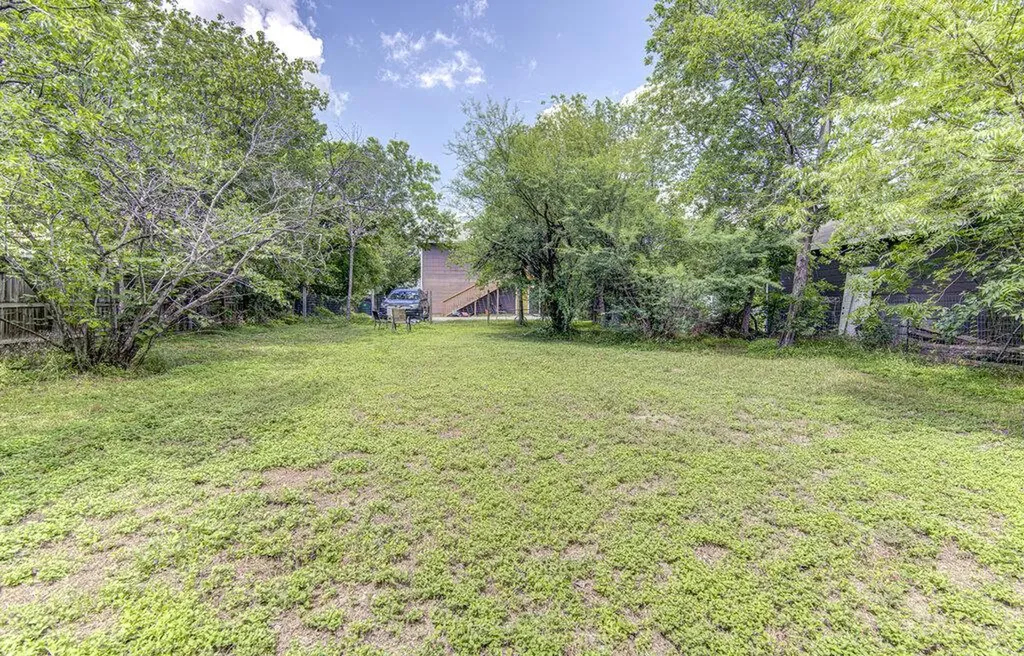 907 Taulbee Lane Austin TX 78757
