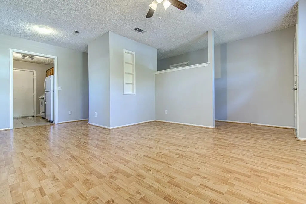 907 Taulbee Lane Austin TX 78757
