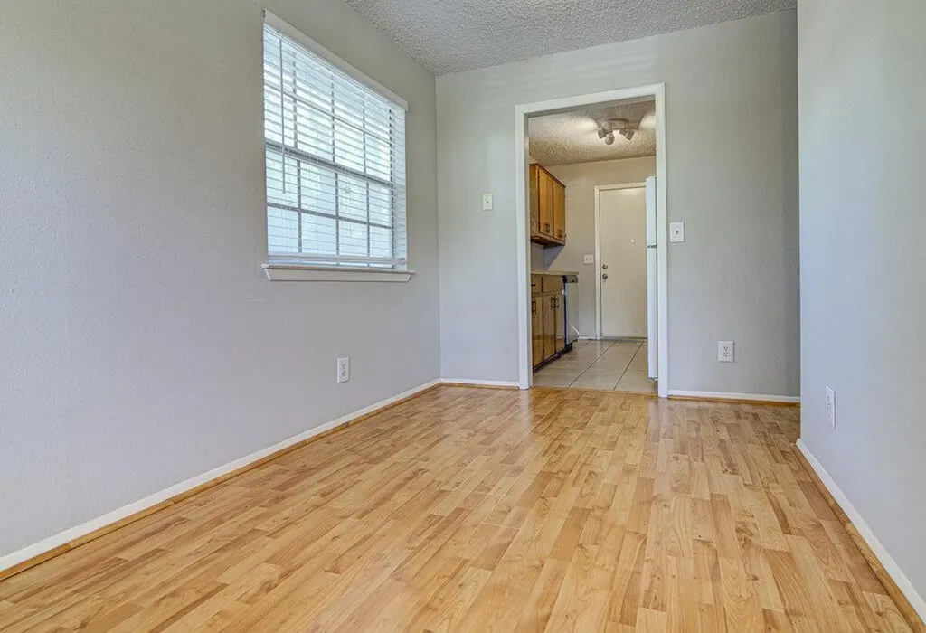 907 Taulbee Lane Austin TX 78757
