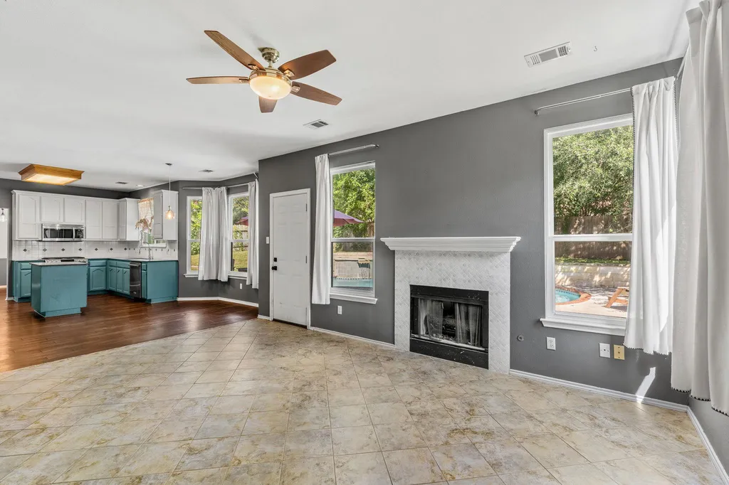 504 Pleasant Valley Drive Pflugerville TX 78660