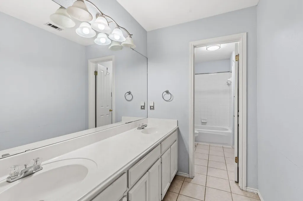 504 Pleasant Valley Drive Pflugerville TX 78660