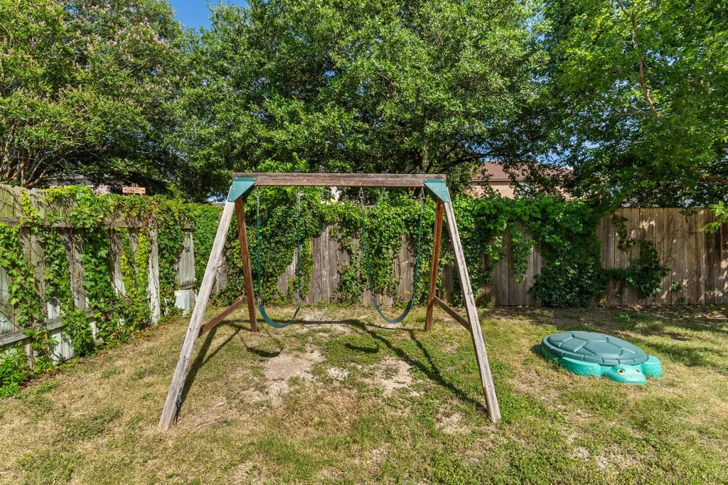 504 Pleasant Valley Drive Pflugerville TX 78660