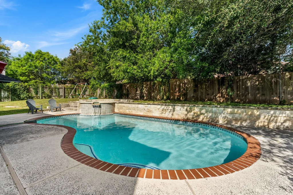 504 Pleasant Valley Drive Pflugerville TX 78660