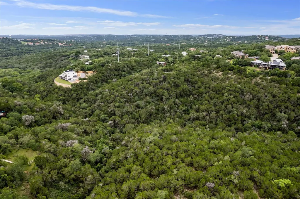 501 Drawbridge Road Austin TX 78746