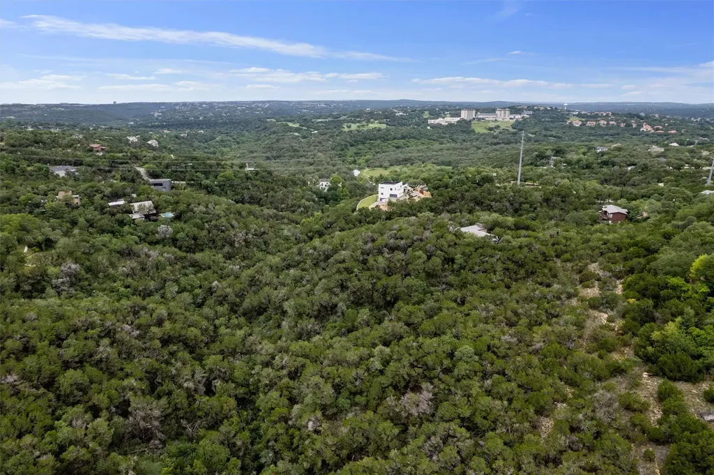 501 Drawbridge Road Austin TX 78746