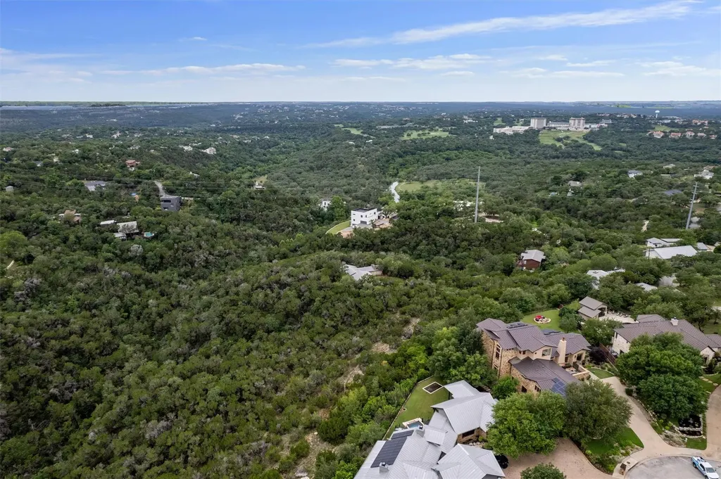 501 Drawbridge Road Austin TX 78746