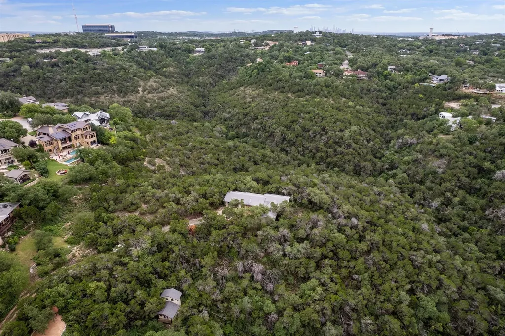 501 Drawbridge Road Austin TX 78746