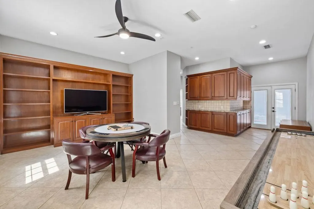 10800 Beach Road Leander TX 78641