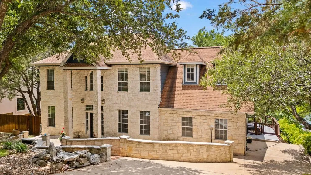 10800 Beach Road Leander TX 78641