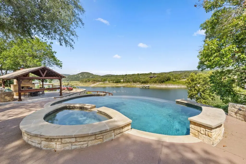10800 Beach Road Leander TX 78641