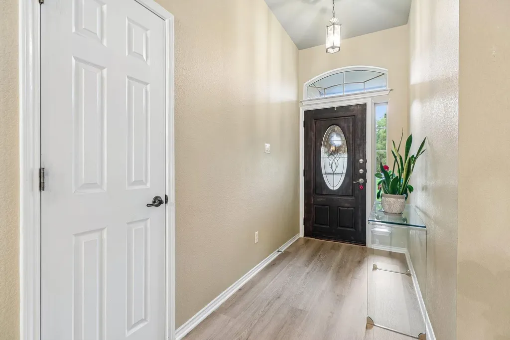 14300 Homestead Village Circle Austin TX 78717