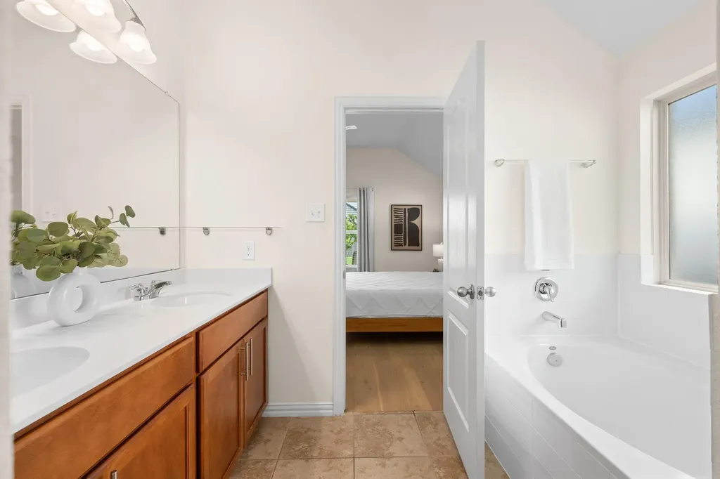 320 Somerville Street Leander TX 78641
