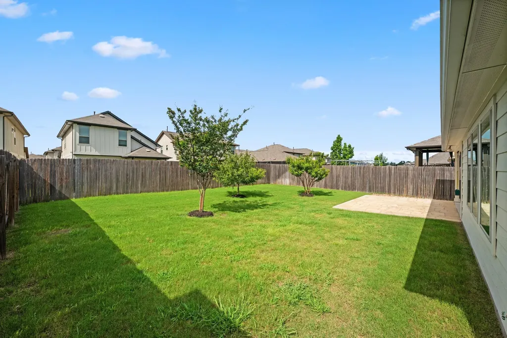 320 Somerville Street Leander TX 78641
