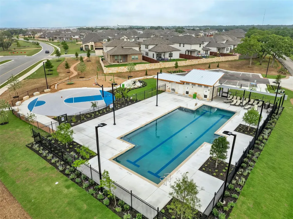 320 Somerville Street Leander TX 78641