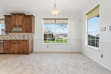 207 Silver Oak Drive Round Rock TX 78664