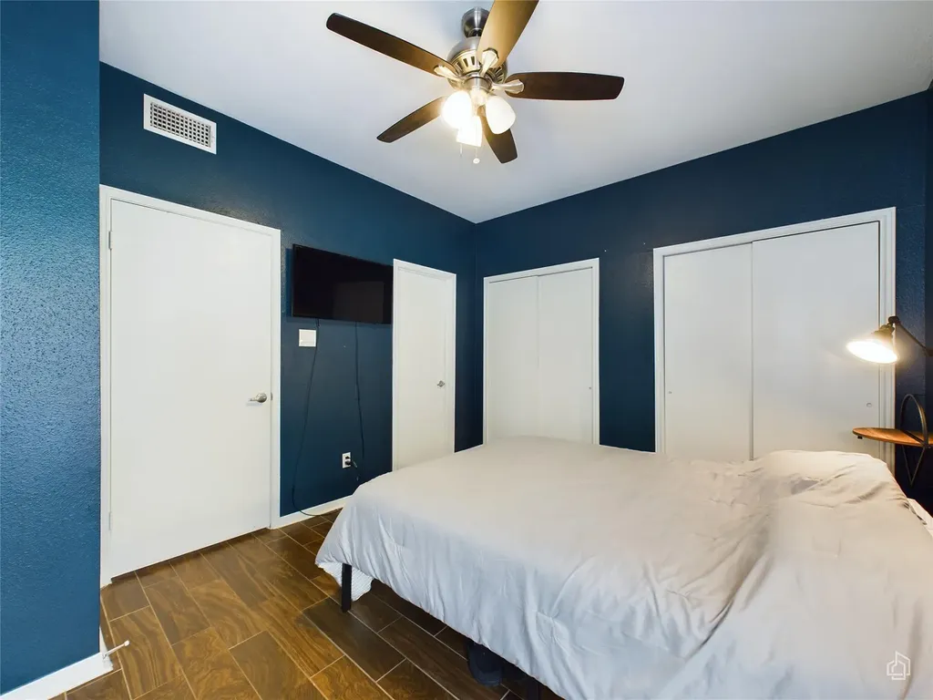 2450 Wickersham Lane Austin TX 78741