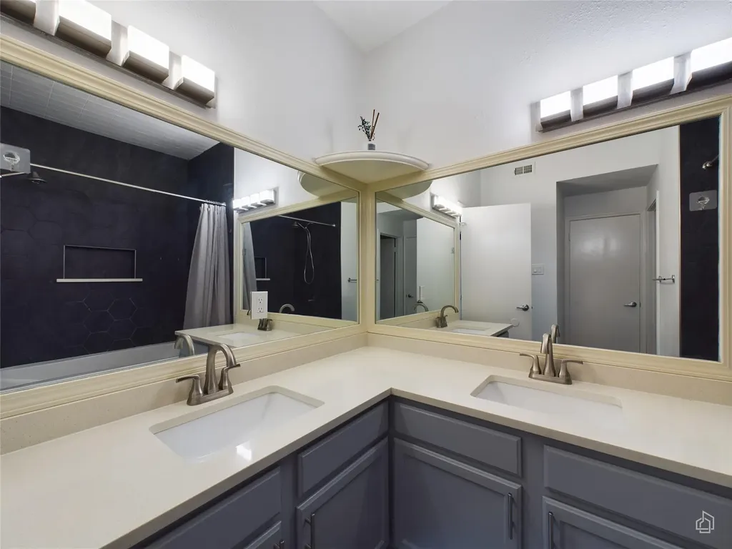 2450 Wickersham Lane Austin TX 78741