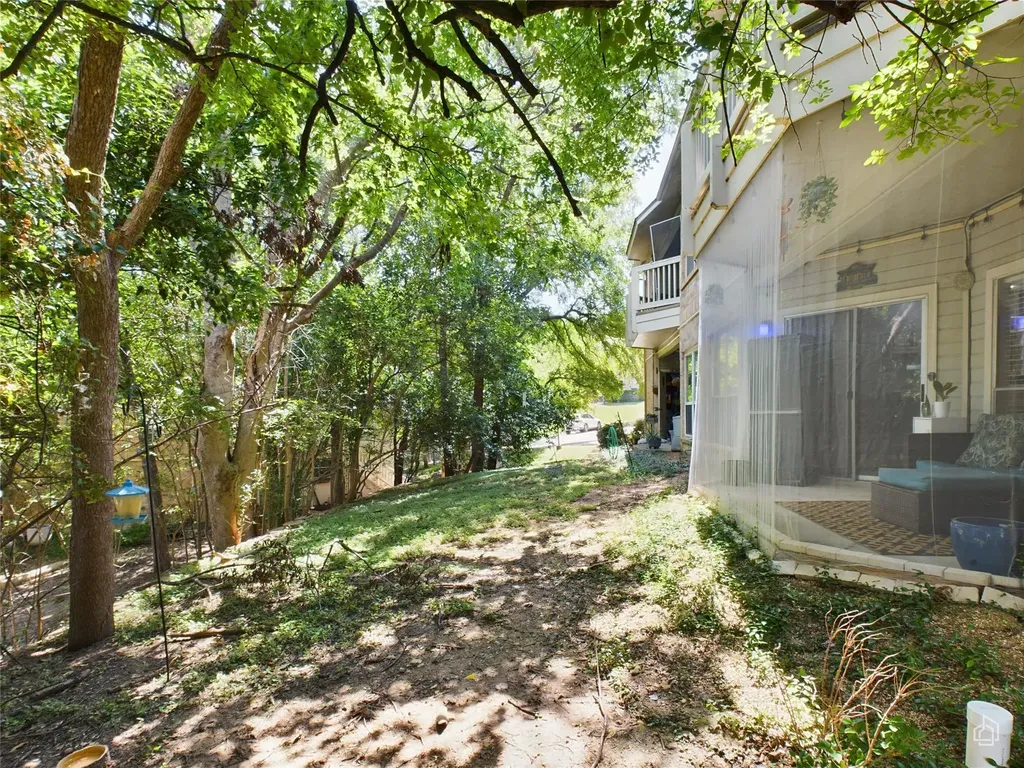 2450 Wickersham Lane Austin TX 78741