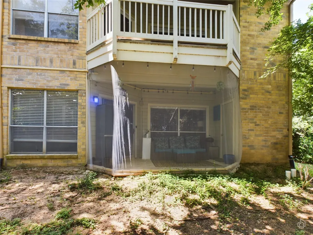 2450 Wickersham Lane Austin TX 78741