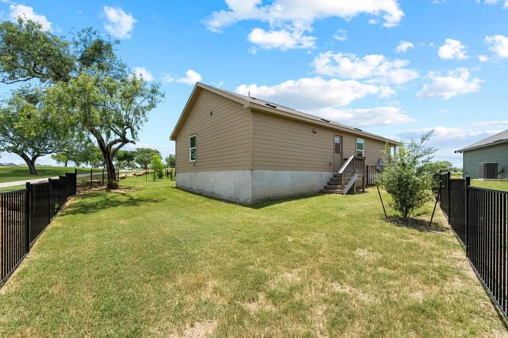 1355 Art Wall Way San Antonio TX 78221