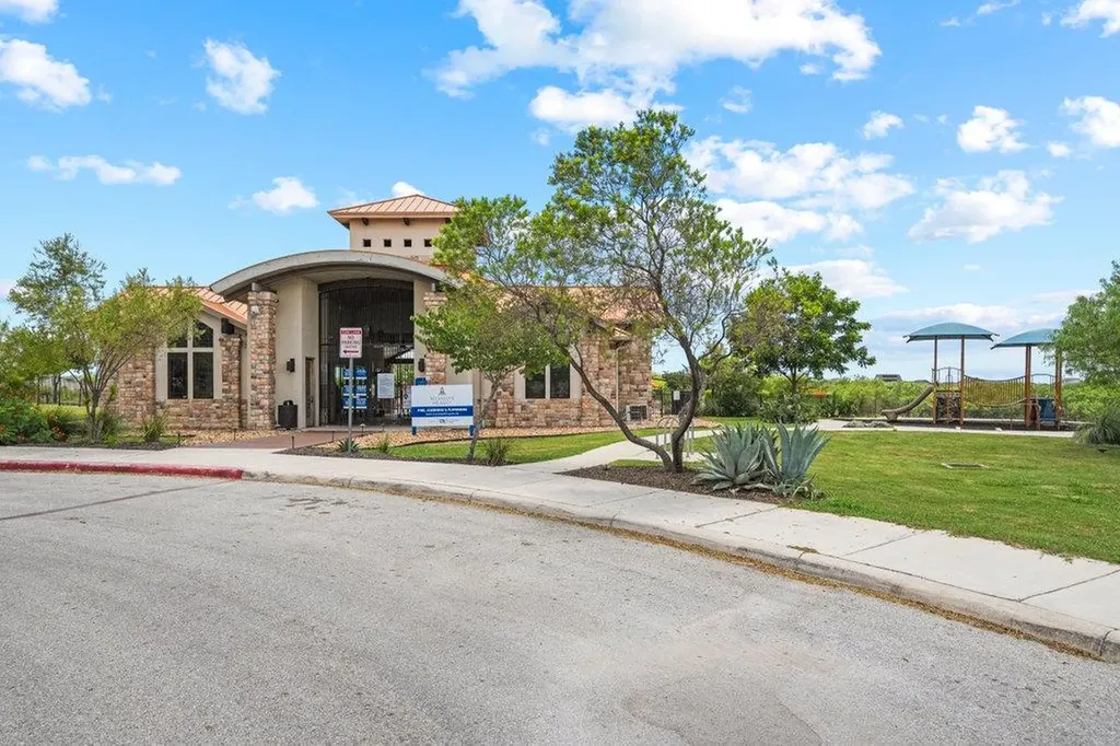 1355 Art Wall Way San Antonio TX 78221
