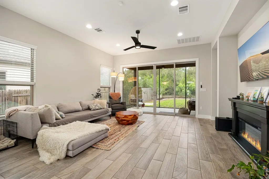 5005 Globe Mallow Drive Austin TX 78739