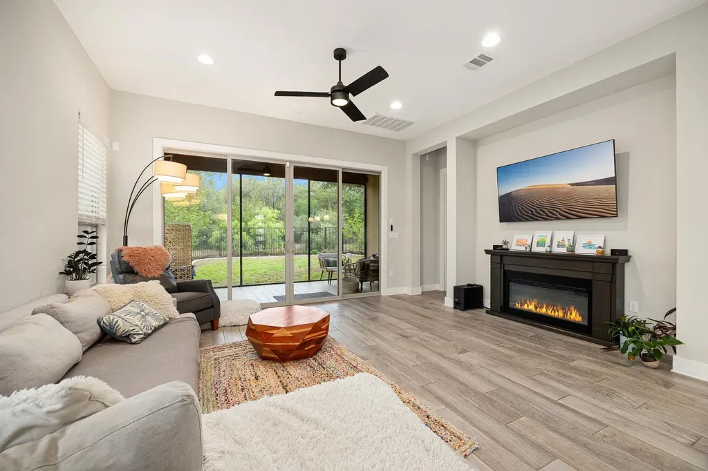 5005 Globe Mallow Drive Austin TX 78739