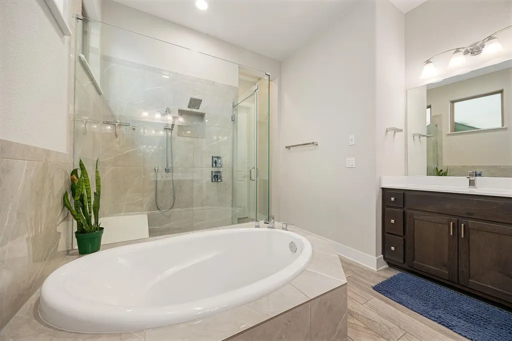 5005 Globe Mallow Drive Austin TX 78739