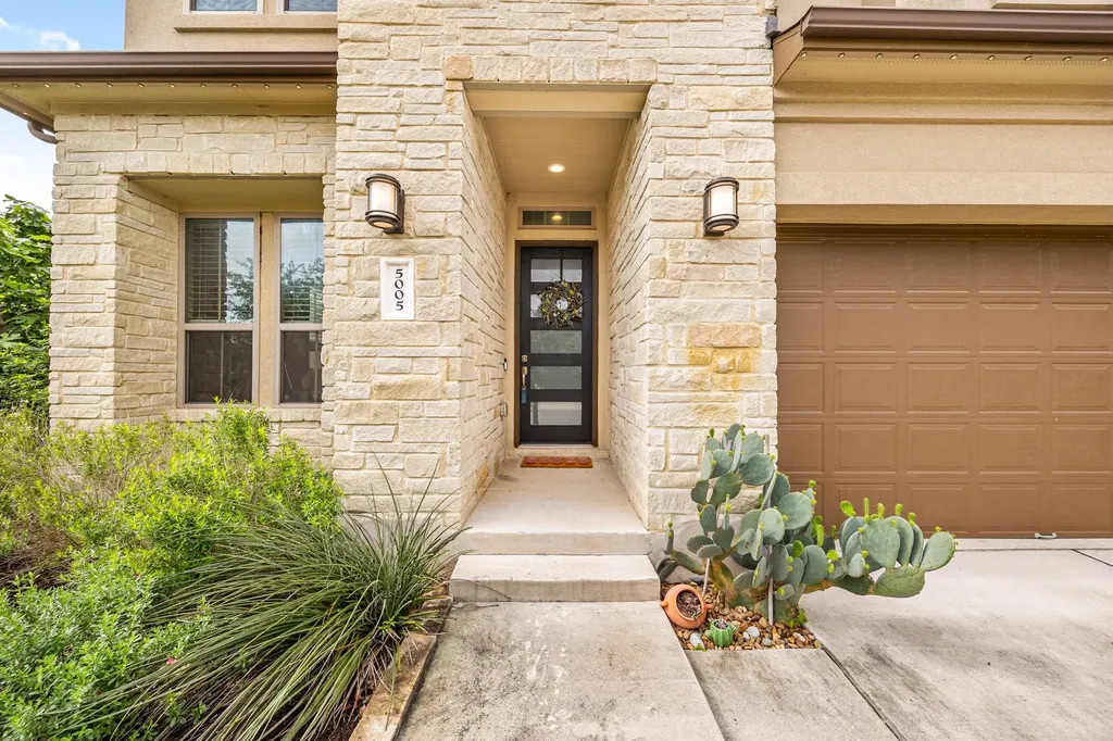 5005 Globe Mallow Drive Austin TX 78739