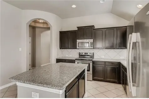 108 Wallin Farms Drive Hutto TX 78634