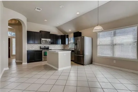 108 Wallin Farms Drive Hutto TX 78634