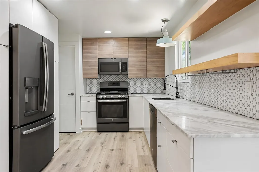 3103 Matador Drive Austin TX 78741