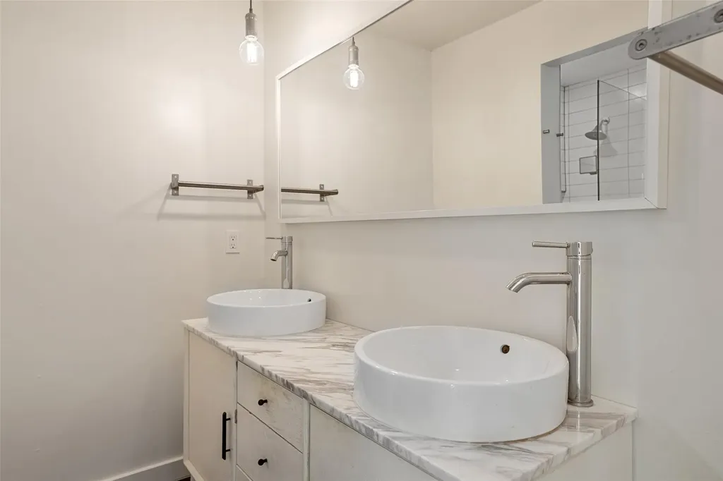 3103 Matador Drive Austin TX 78741