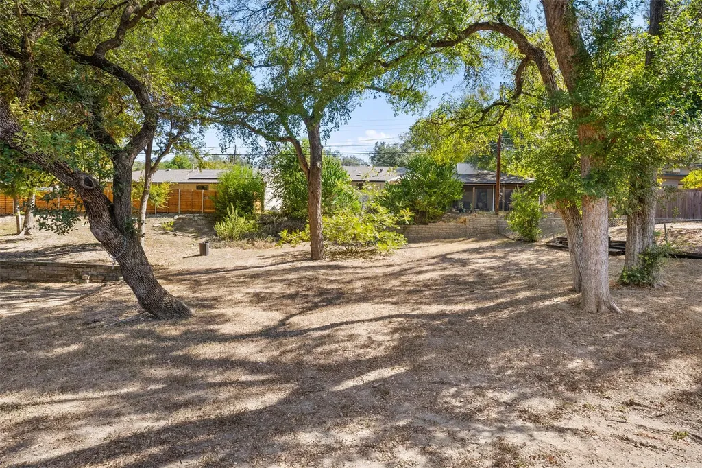 3103 Matador Drive Austin TX 78741