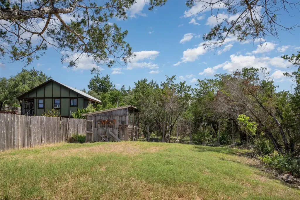 901 Panorama Drive Dripping Springs TX 78620