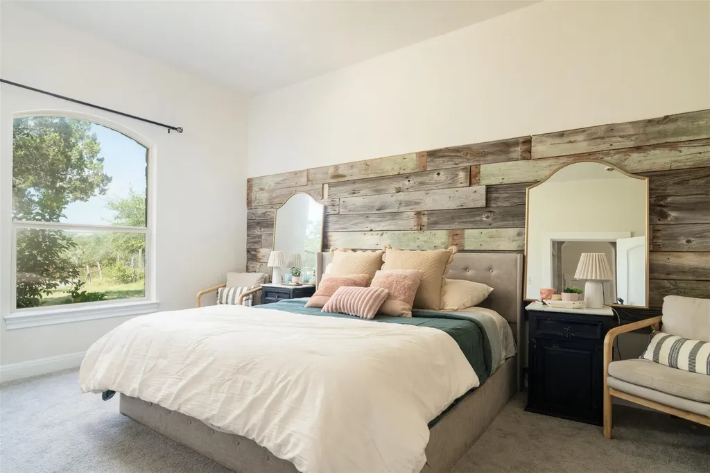 901 Panorama Drive Dripping Springs TX 78620