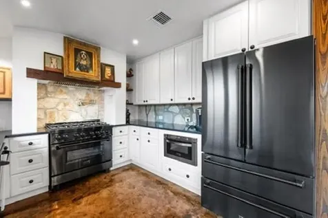5930 Grotto Creek Court Fischer TX 78623