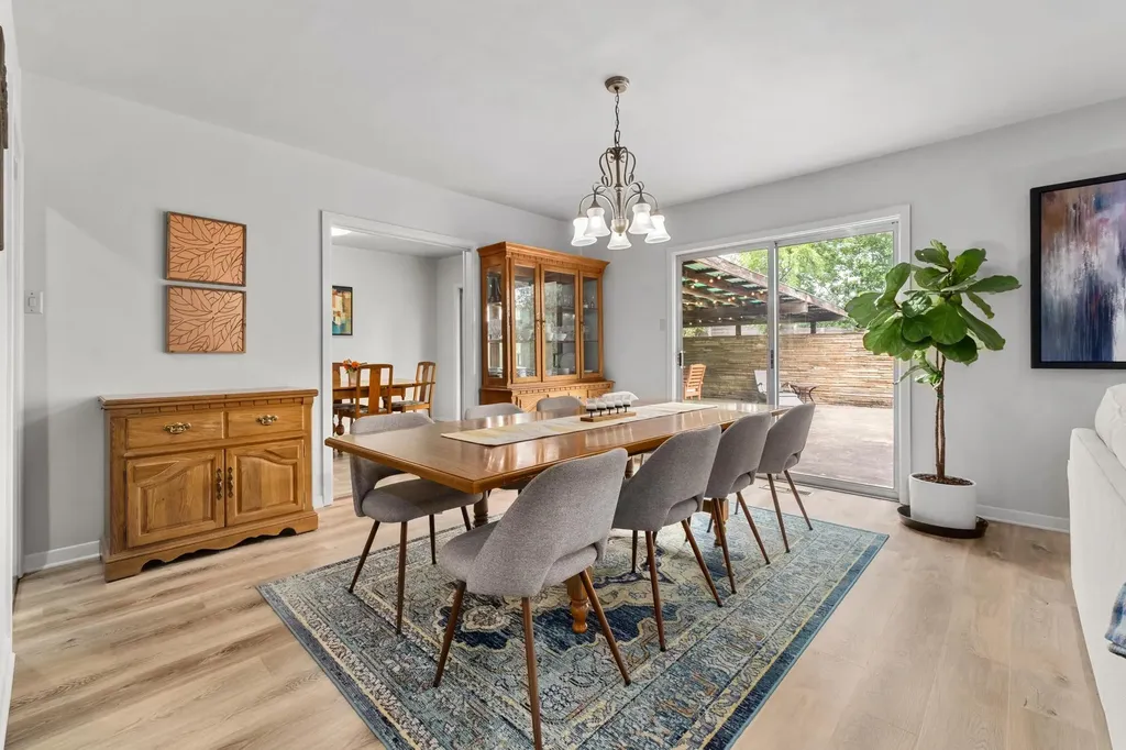 2805 Hatley Drive Austin TX 78746