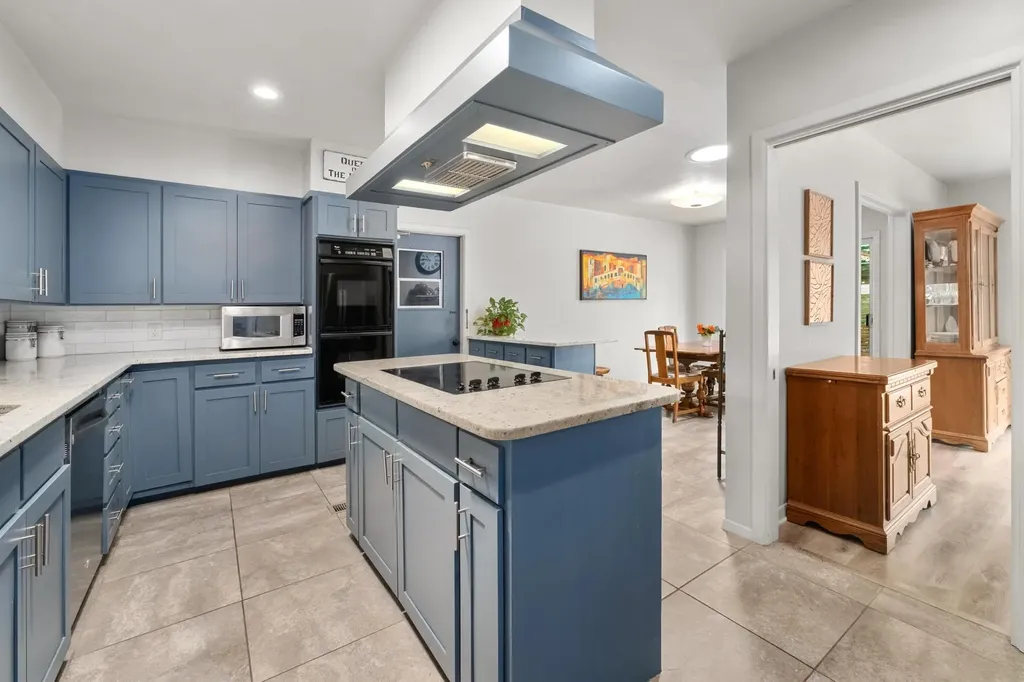 2805 Hatley Drive Austin TX 78746