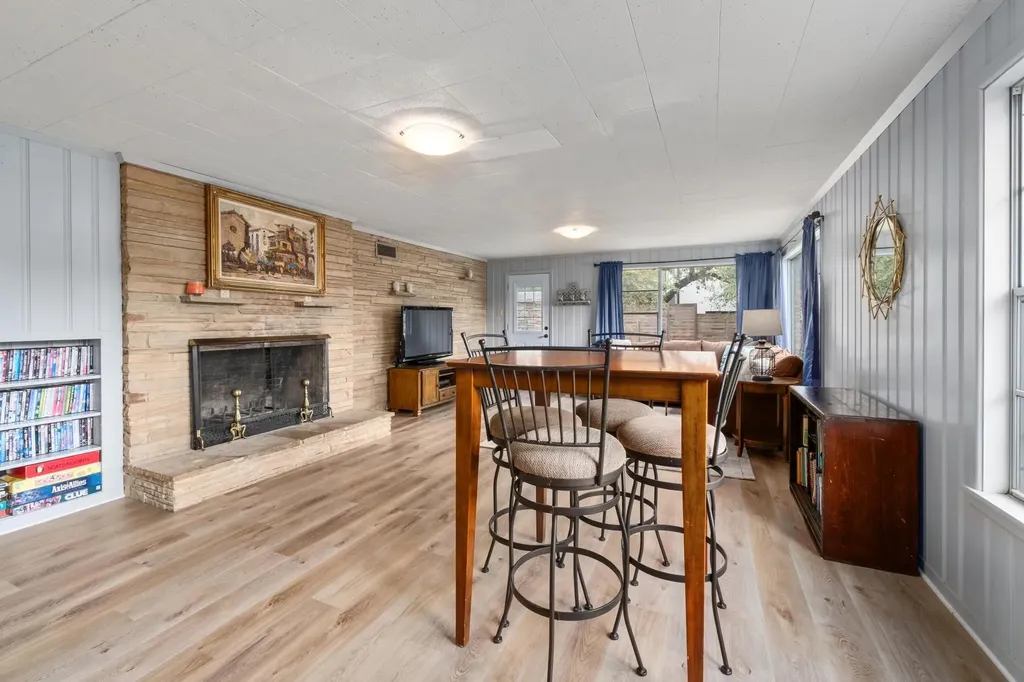 2805 Hatley Drive Austin TX 78746