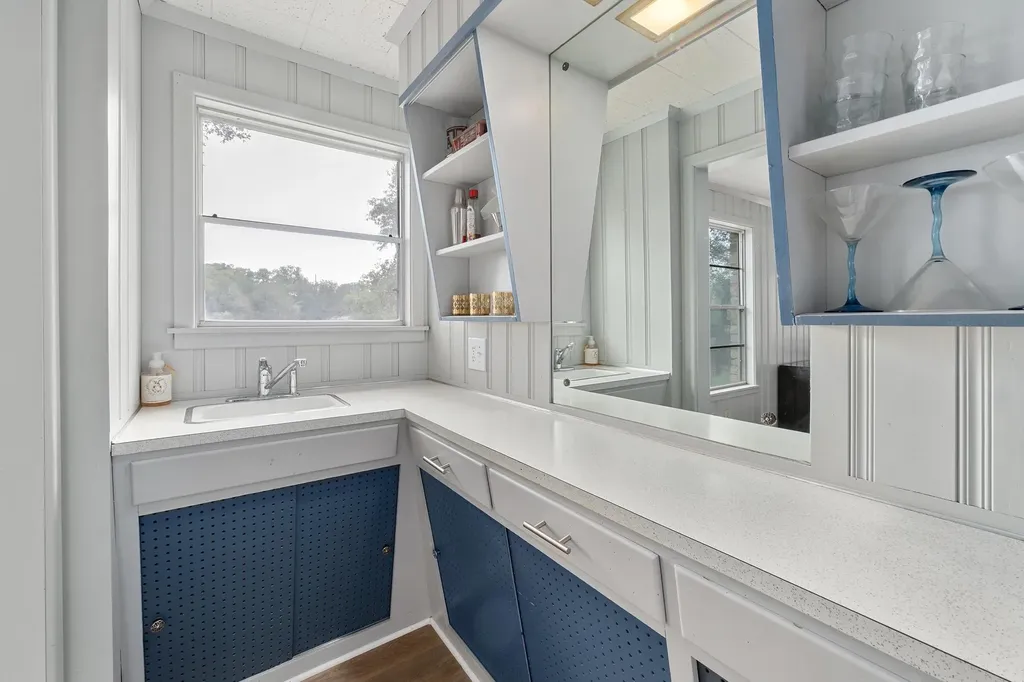 2805 Hatley Drive Austin TX 78746