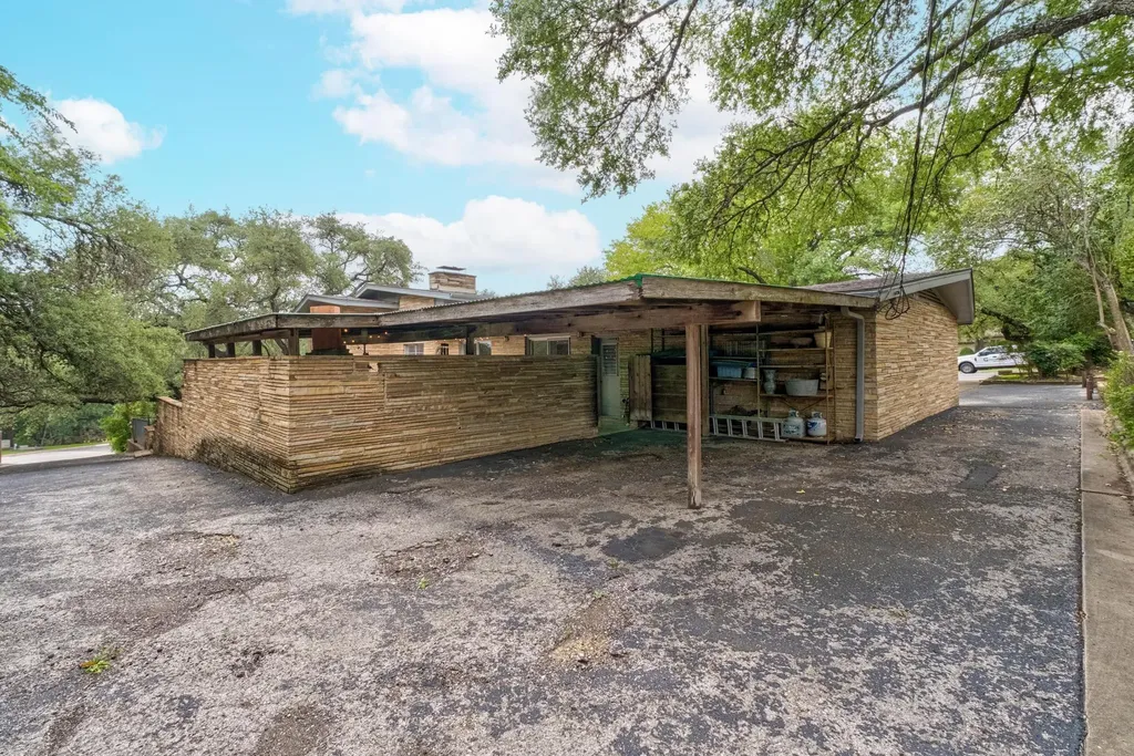 2805 Hatley Drive Austin TX 78746