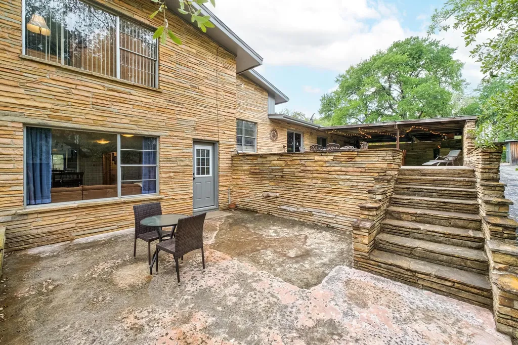 2805 Hatley Drive Austin TX 78746