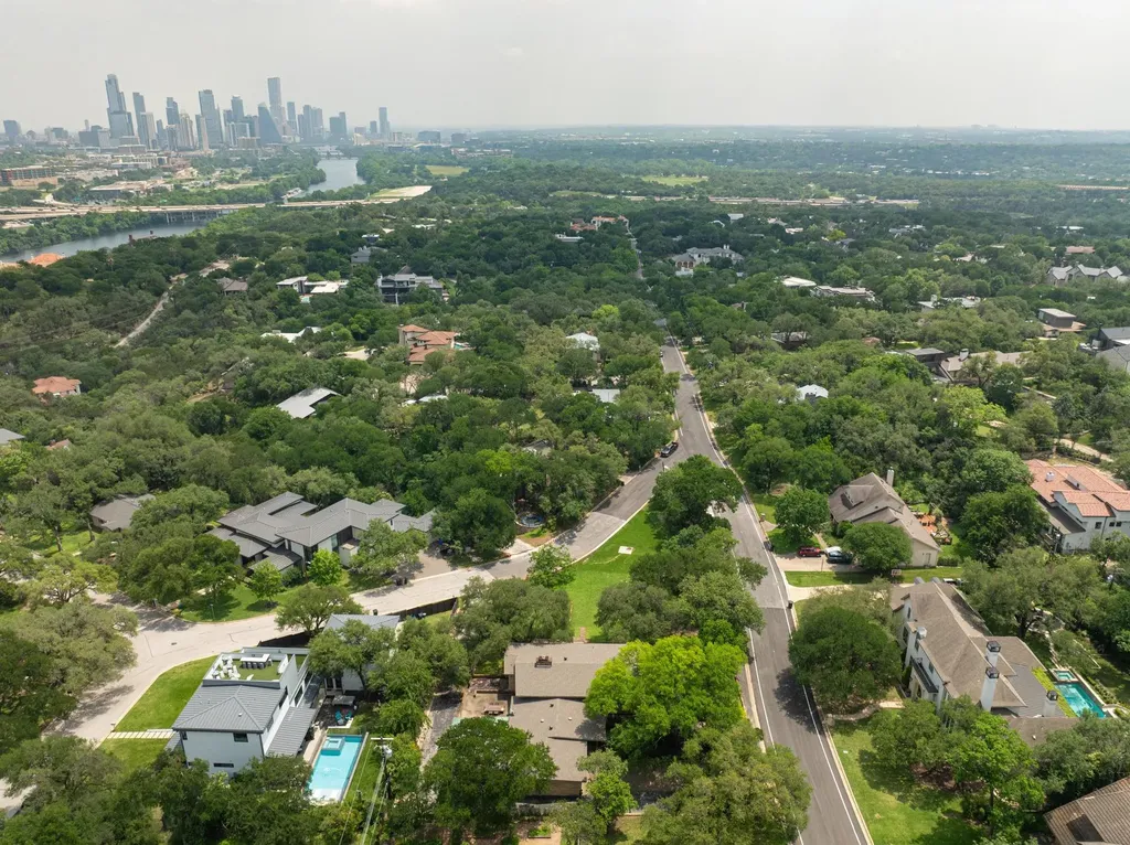 2805 Hatley Drive Austin TX 78746